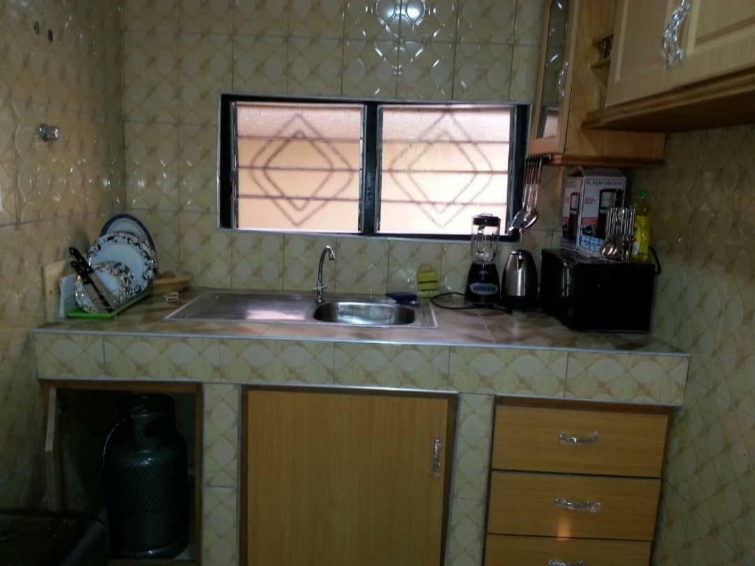 Gya-Son Royal Guest House Kumasi Exterior photo