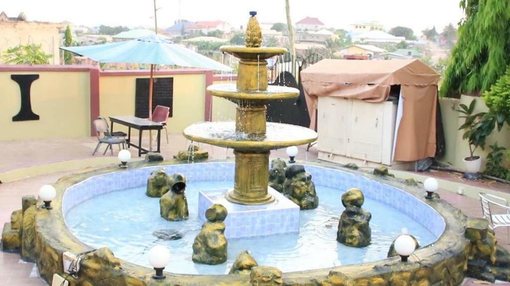 Gya-Son Royal Guest House Kumasi Exterior photo